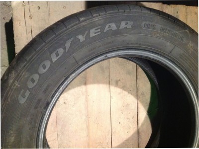Goodyear Excellence 215-60-16